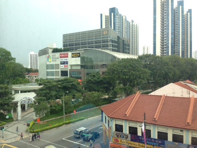 View from our room at 516. Kelihatan sebrang kita ada City Square Mall, dan kalau difoto ke kanan nya.. itu area Mustafa